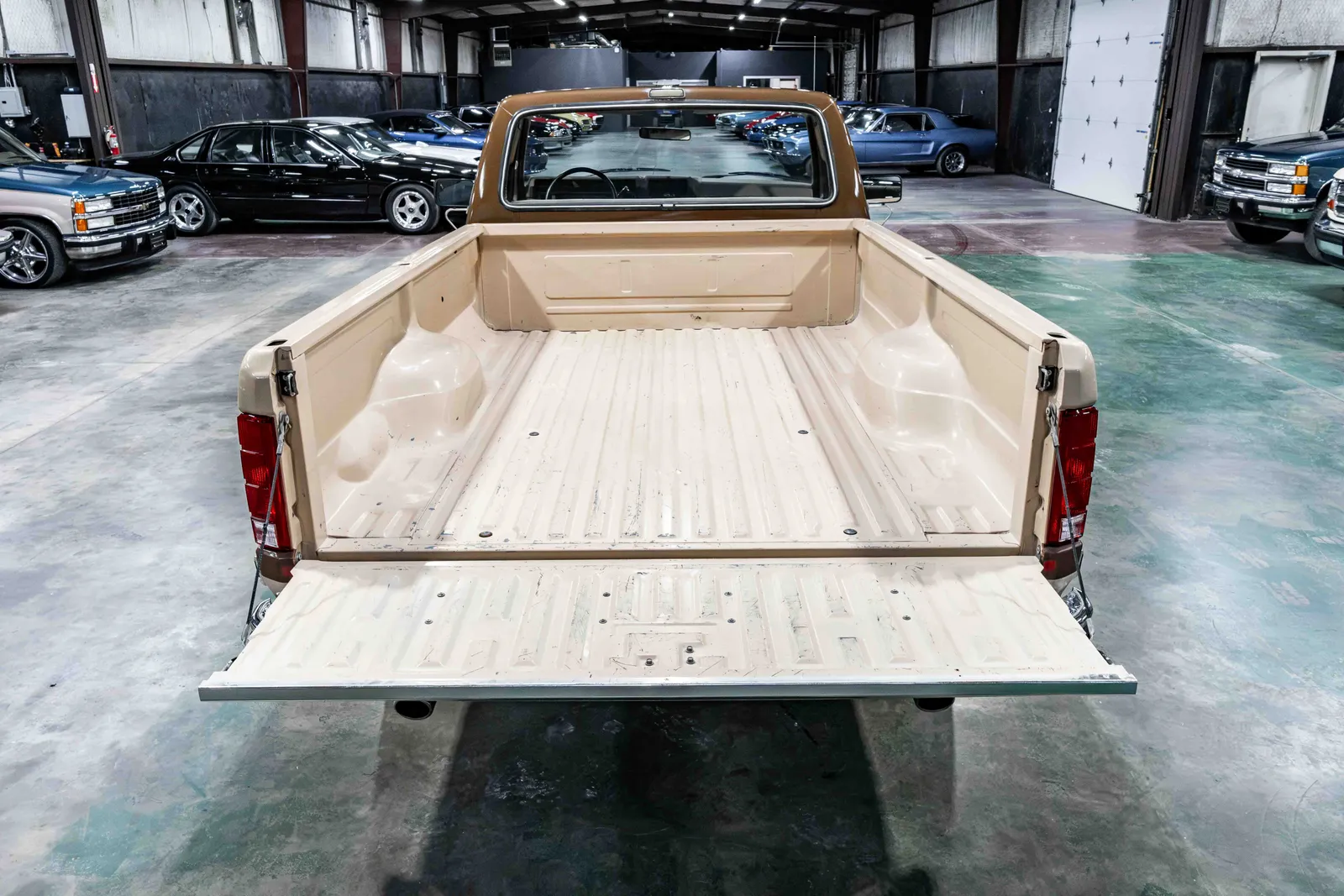 1986-Ford-F150-Light-Desert-Tan-2FTCF15N2GCB16924--50.jpg